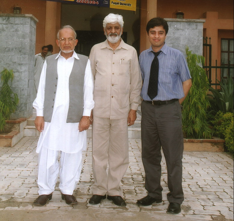Dr. Akram Chaudhary With Chairman and Managing Director of 

Superior Group